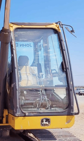 John Deere D (120D – 850DLC) Excavator Windshield Polycarbonate Only