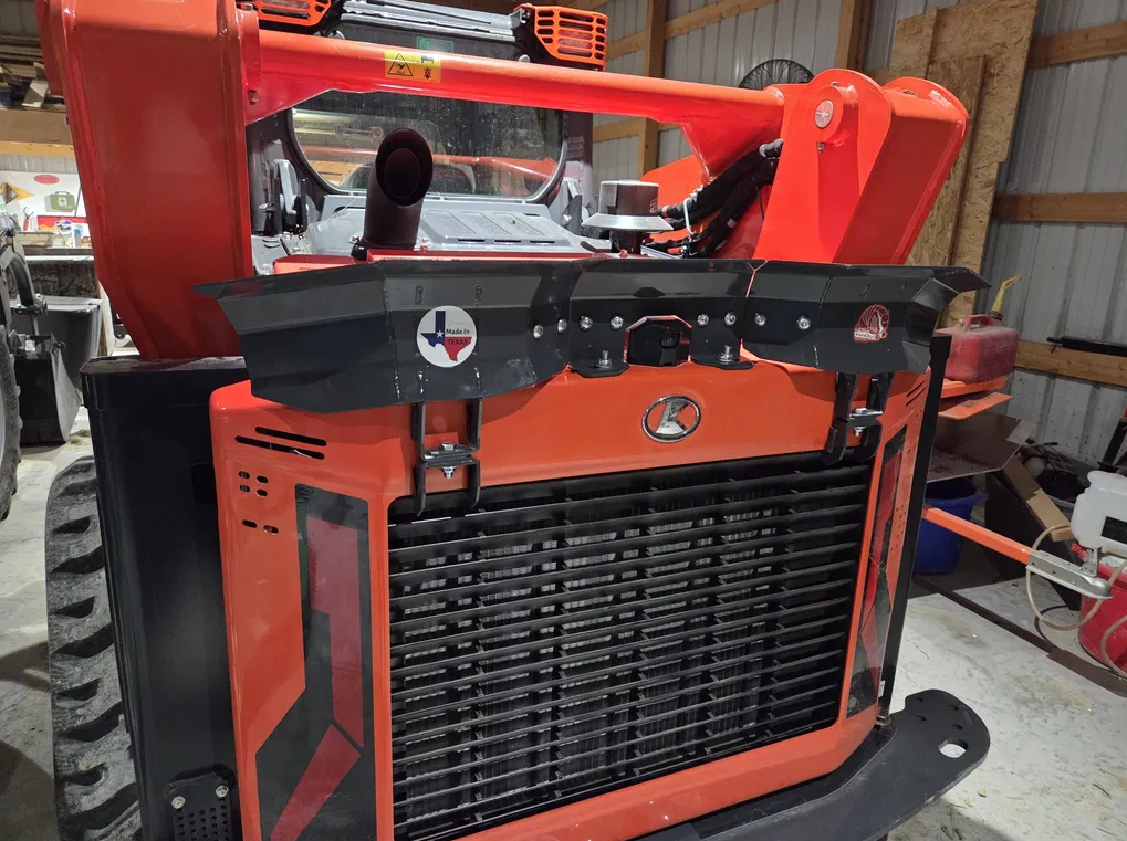 Kubota SVL 97-3 Rear Hood Guard
