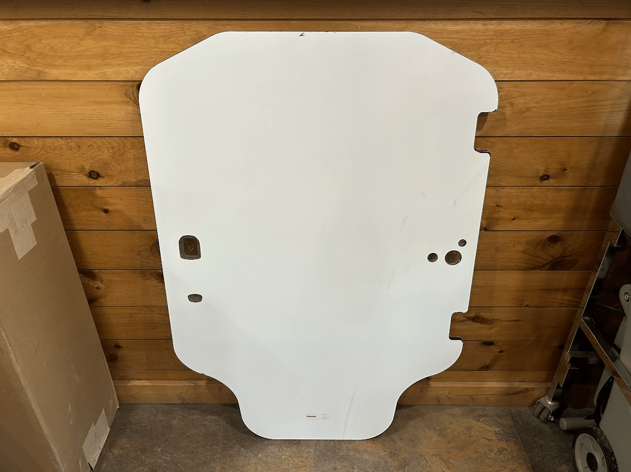 XCMG (XC7-TV12 y XC7-SC12) Parabrisas de policarbonato para minicargadora solamente
