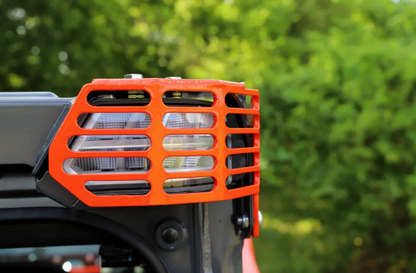 Protector de luces traseras Kubota SVL 75-3