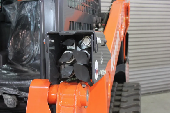 Kubota SVL 75-3 Hydraulic Coupler Guard