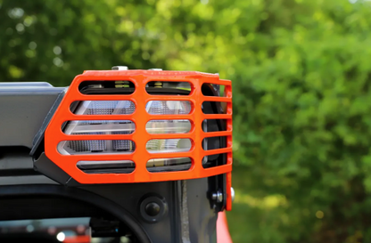 Protector de luz trasera Kubota SVL 97-3